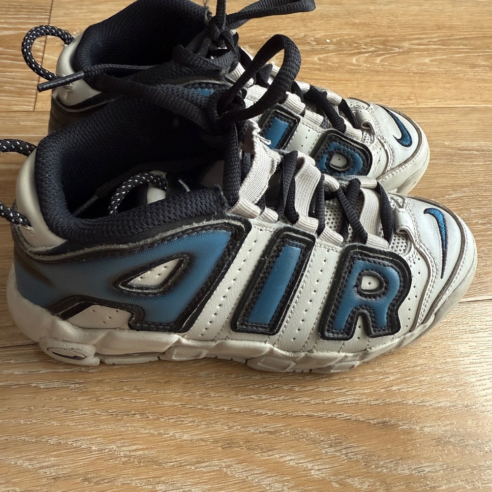 Nike Air Boys Sneaker